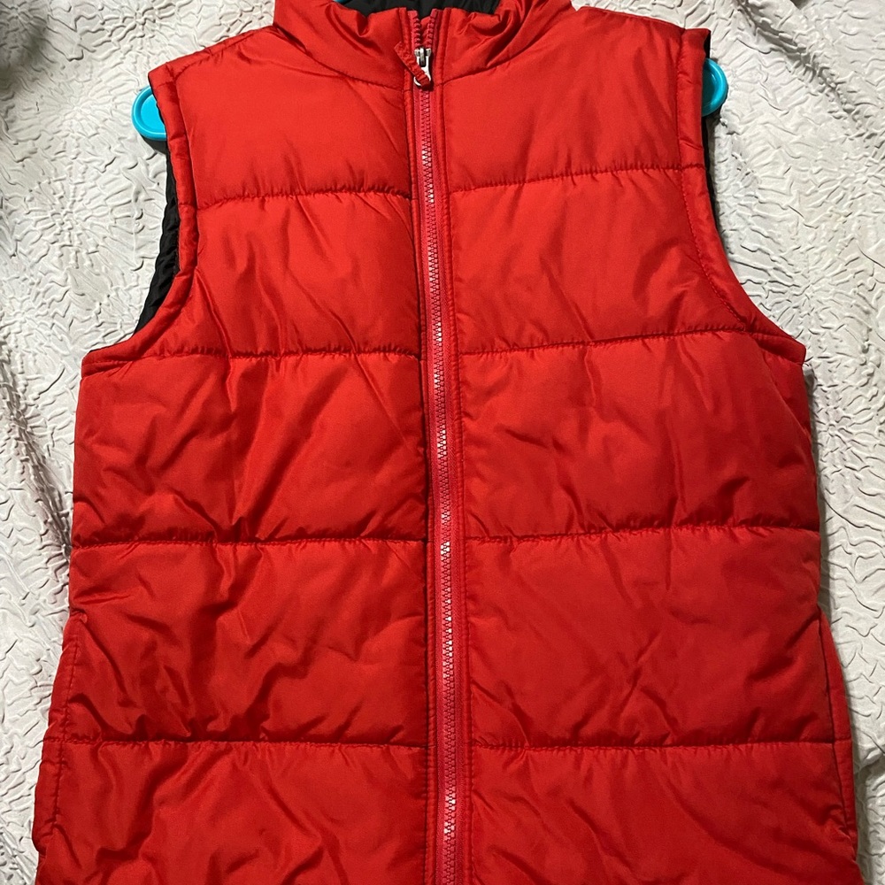 Boys Red Brand New Size L 14/16 Vest